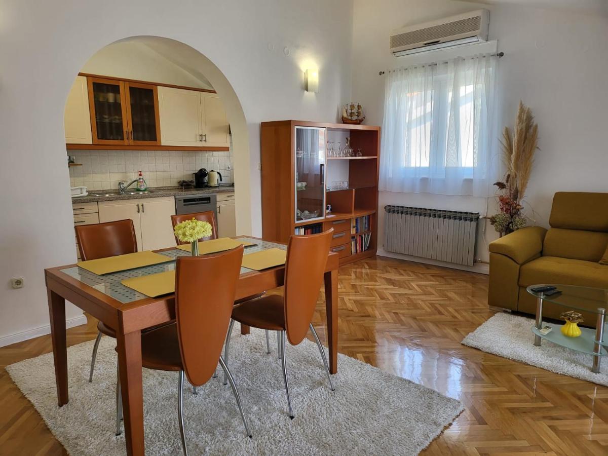 Luka Šibenik Exterior foto